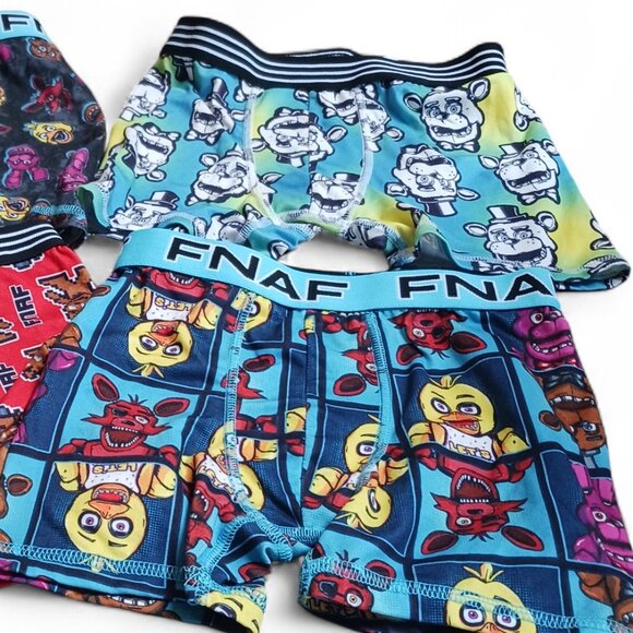 Set of 4 Boys Five Nights at Freddy’s Underwear – Size 8 – FNAF Gamer - Picture 5 of 8